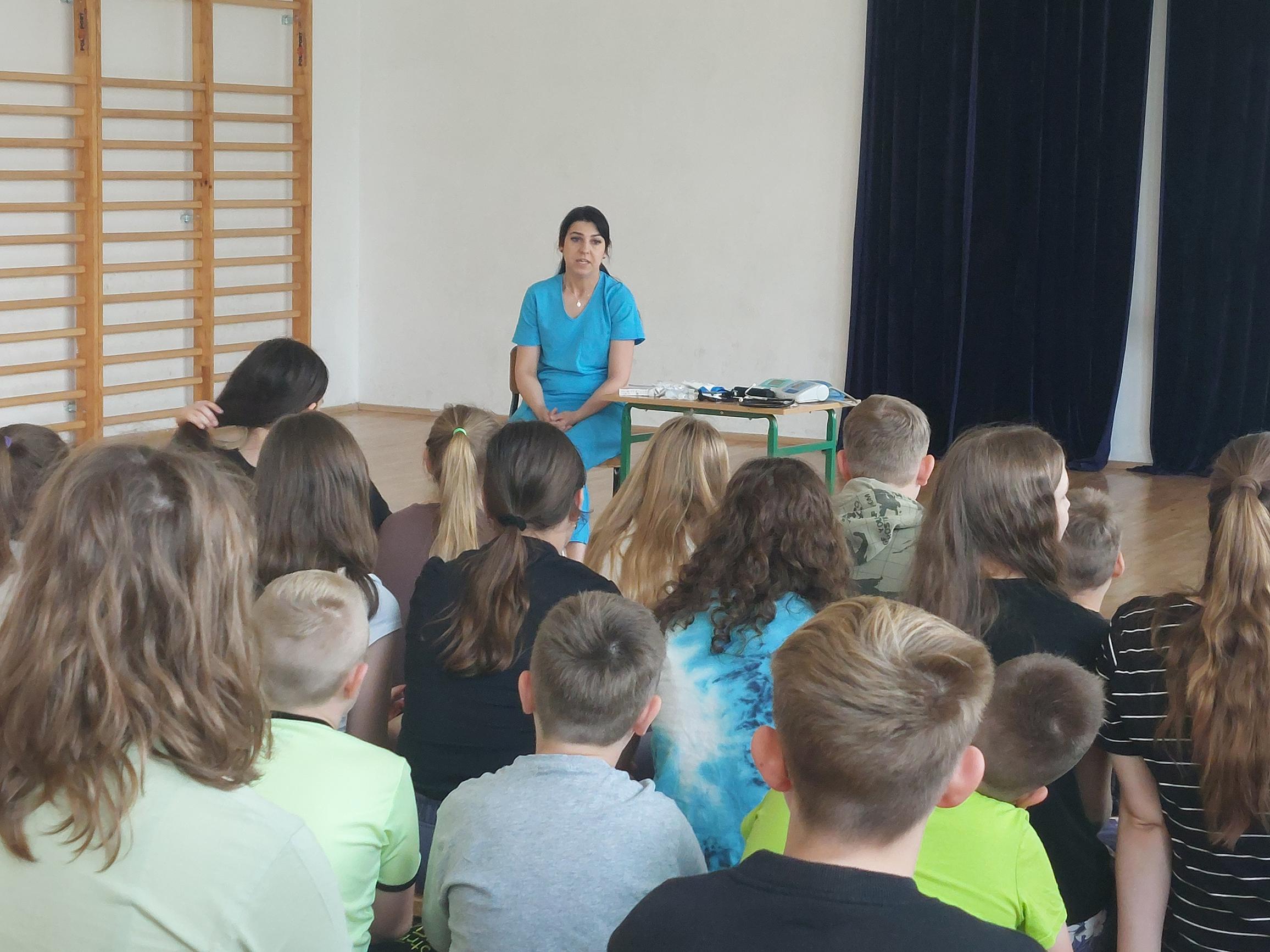 Spotkanie uczniów klas 4–8 z pielęgniarką